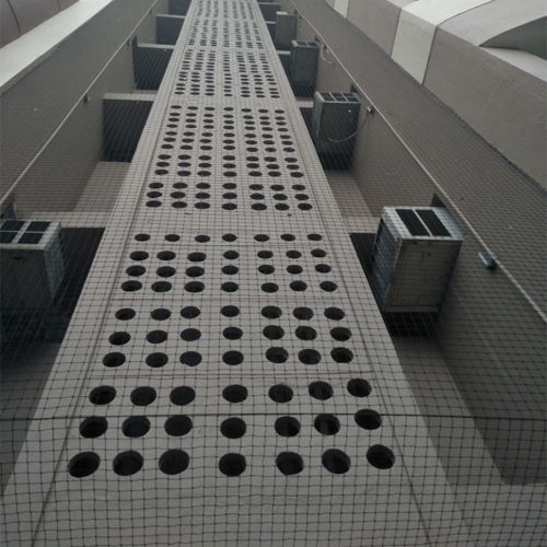 Duct area safety net installation