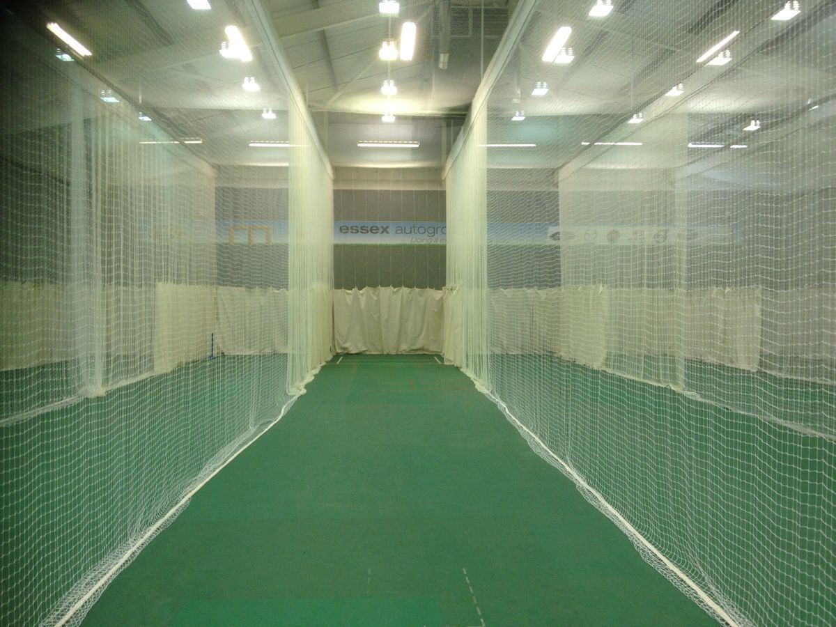 Sports safety net installation